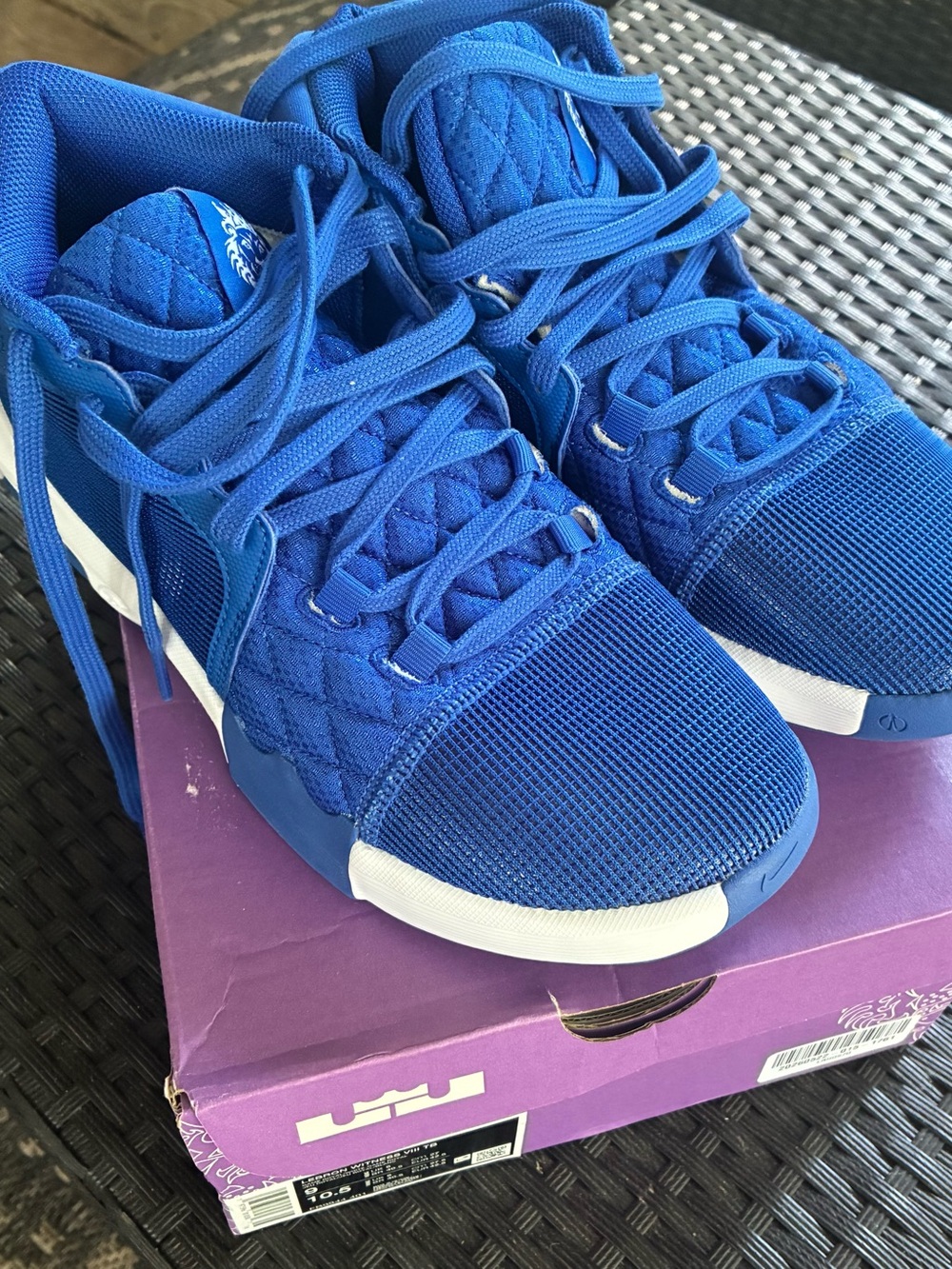 Nike Men's Athletic Shoes in Blue with White Accents